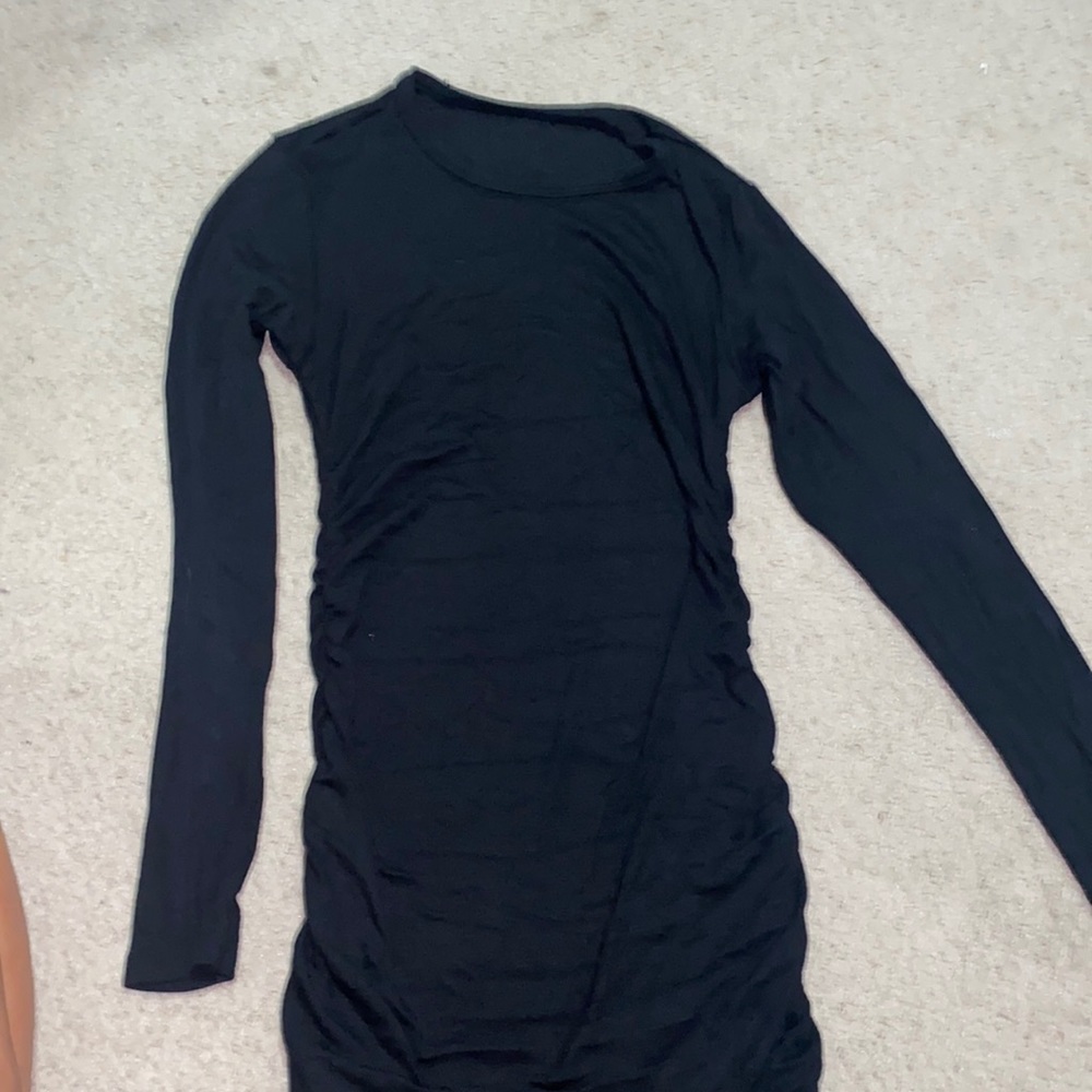 Long sleeve black right dress